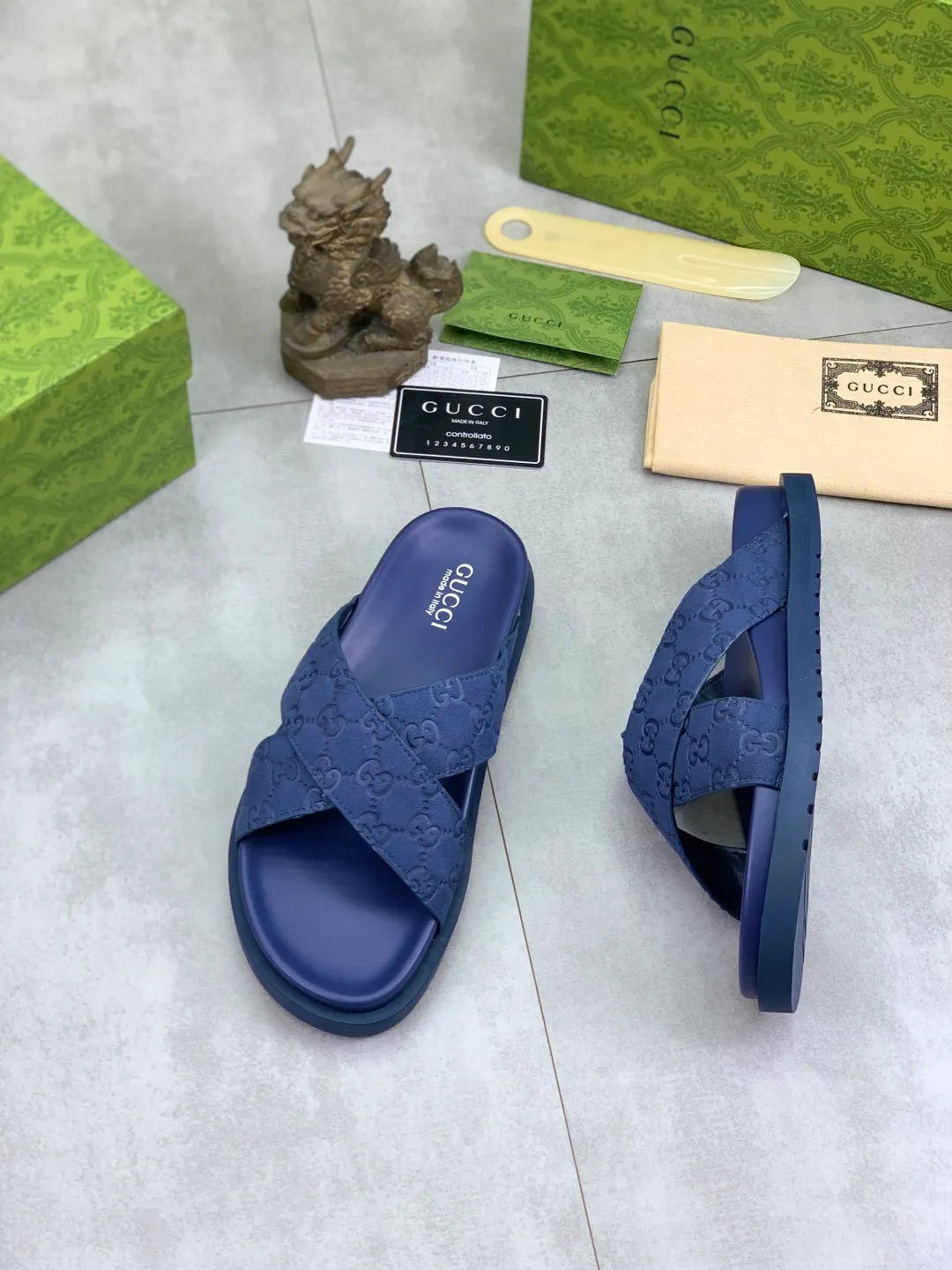 Men's Men's Shoes💰P320💰[New Style]🎁🎁🎁 High-quality GUCCI new casual slippers for the Year of the Snake, original official website, perfect workmanship, transmitting a kind of noble luxury, sublimating its definition of luxury in Gucci's high-end extraordinary craftsmanship. Original Gucci double G combination outsole, code number: 38-44 (45 customized)